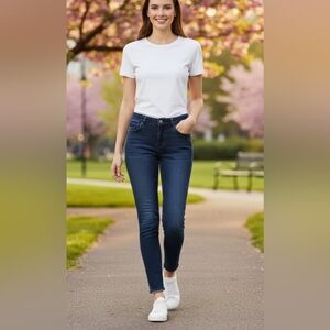 Democracy Women's Midnight Blue Skinny Jeans